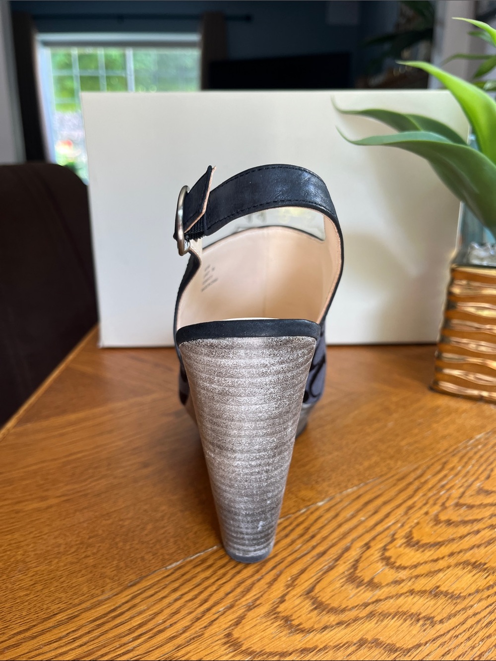 Coach Women’s Graph/Black Signature Canvas Platform Wedge Sandals Size 9 Width M - Picture 6 of 10